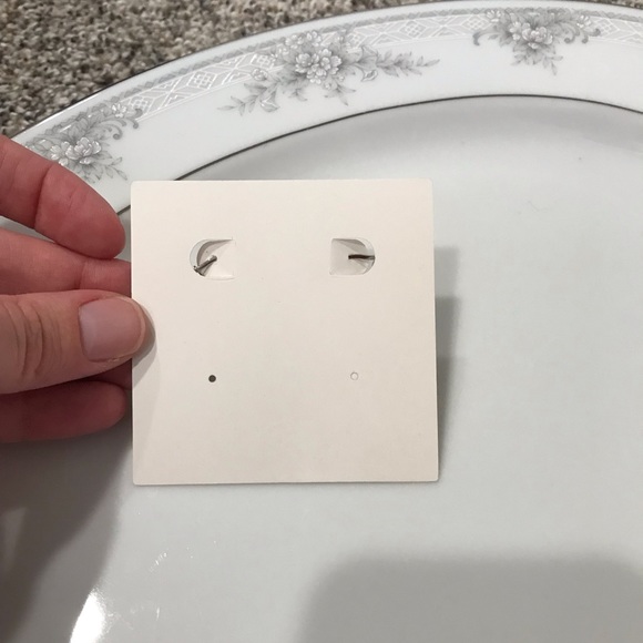 5 For $20 🥳 Silver Hoops - Picture 4 of 4